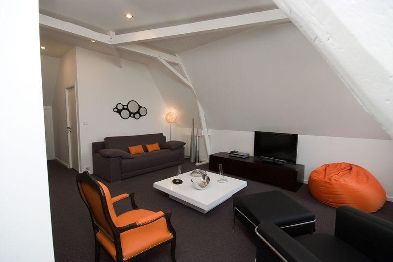 Chambres D'Hotes Les Tilleuls Коньяк Экстерьер фото
